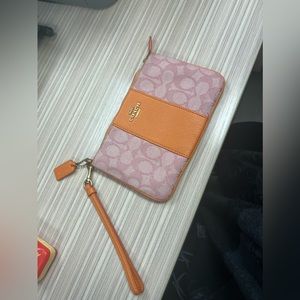 Coach wristlet / Taffy / Orange Jacquard